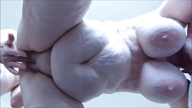 Dziewczyna na polskie filmy erotyczne za darmo plaży