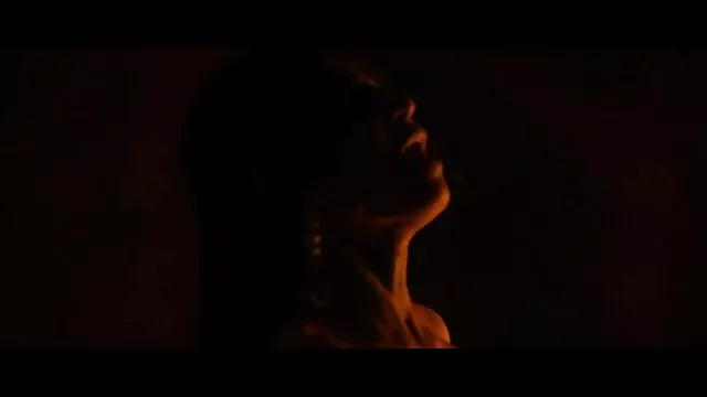 To nasz taksówkarz przyniesie Ci w ciemności filmy erotyczne za darmo na telefon