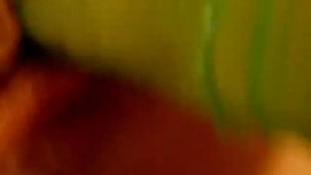 Szalony czerwony mały darmowe filmy erotyczne puszyste po dużym