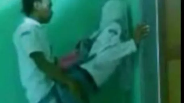Nieuczciwi studenci ze darmowe filmy porno na dwa baty sobą